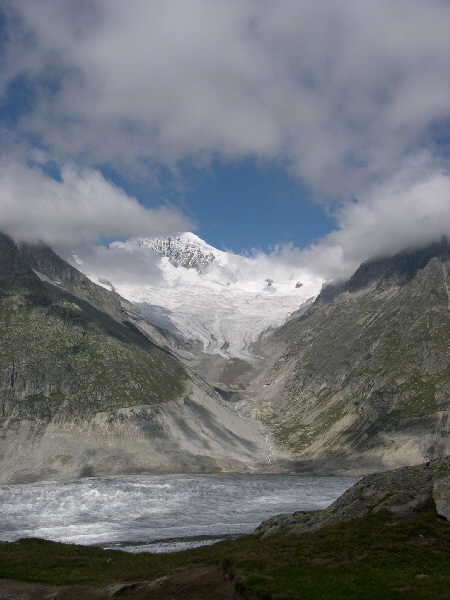 Across the Aletch glacier